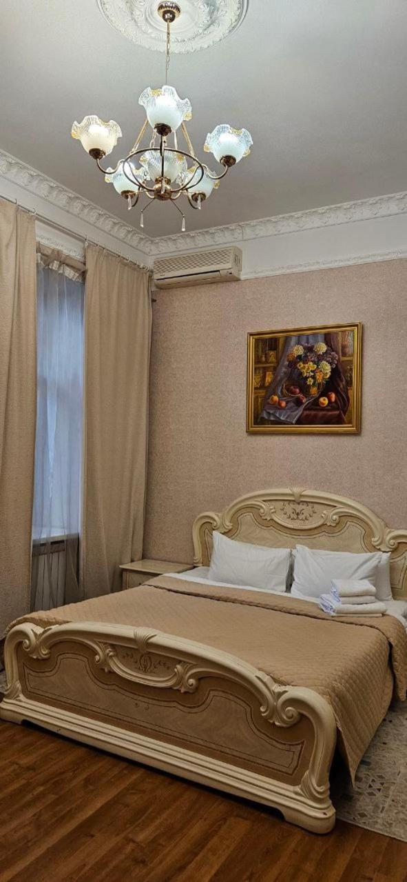 Bessarabka Apartments Kiev Bagian luar foto