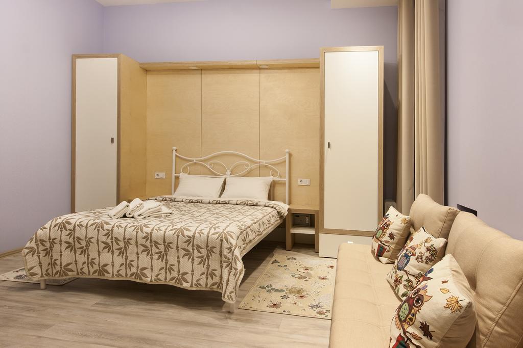 Bessarabka Apartments Kiev Bagian luar foto