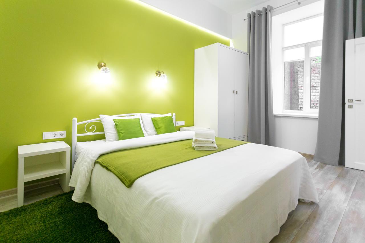 Bessarabka Apartments Kiev Bagian luar foto