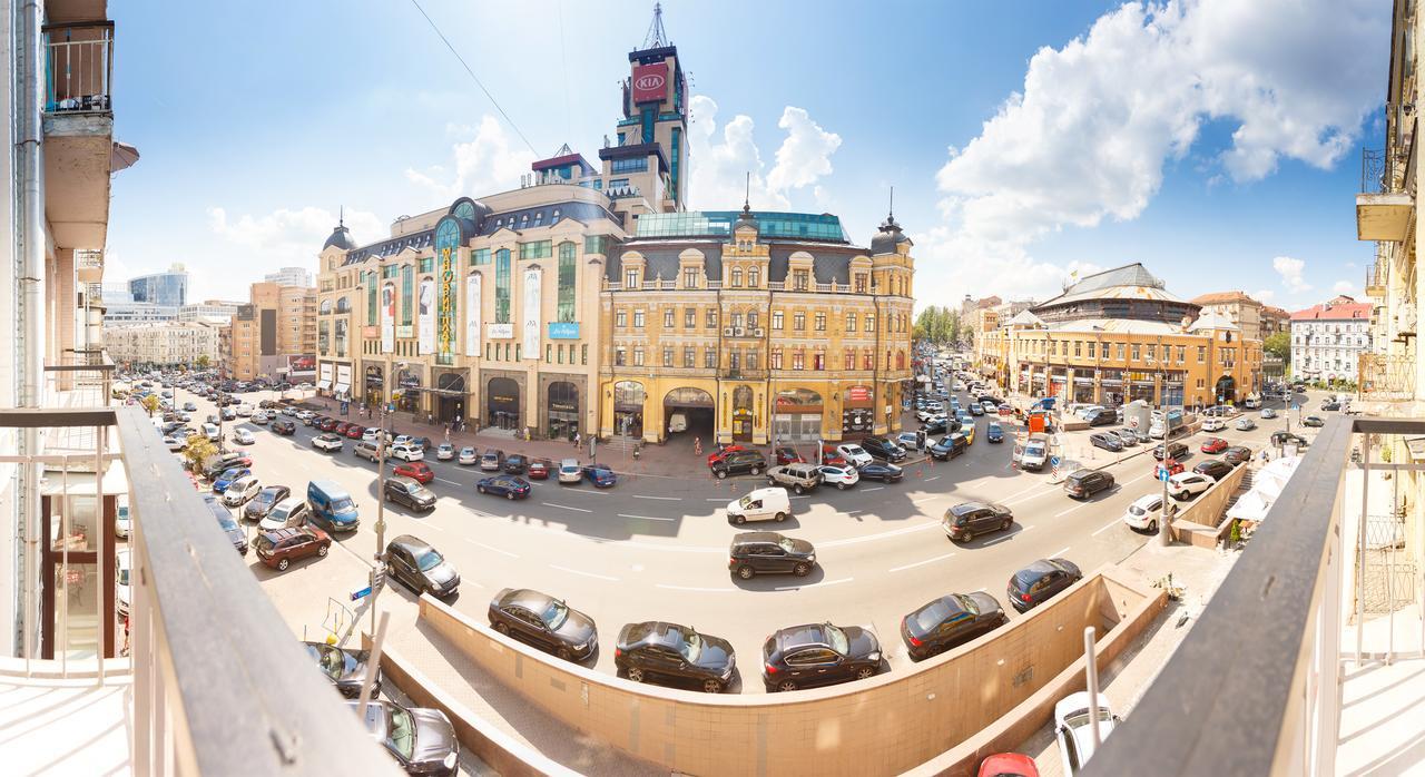 Bessarabka Apartments Kiev Bagian luar foto